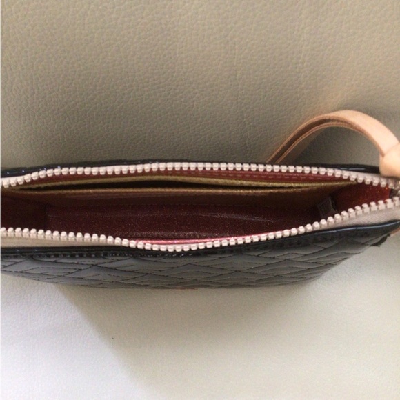 New Conseula Handbag - Picture 2 of 3